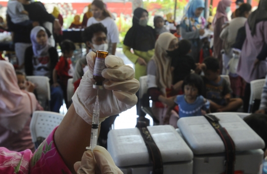 Antusiasme Masyarakat Ikuti Bulan Imunisasi Anak Nasional