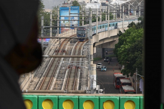Tarif Integrasi Transjakarta, MRT dan LRT Naik Rp10.000