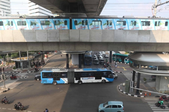 Tarif Integrasi Transjakarta, MRT dan LRT Naik Rp10.000