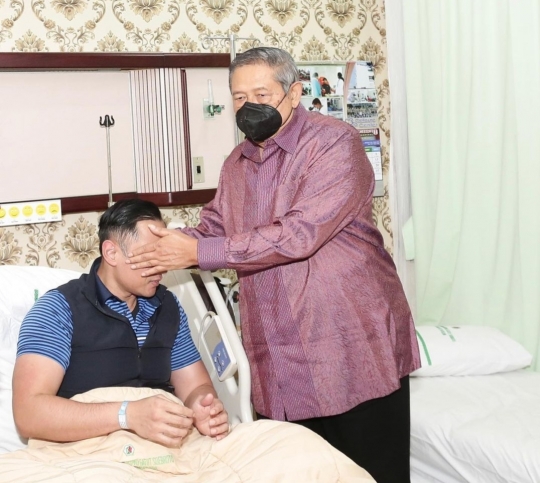 5 Potret Ulang Tahun AHY, Dirayakan di Rumah Sakit