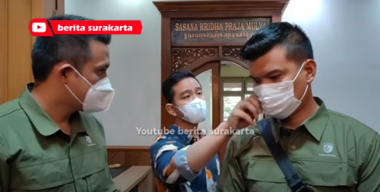 Potret Murkanya Gibran Tarik Masker Anggota Paspampres Arogan hingga Putus