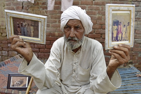 Kisah Haru Pertemuan Kakak Beradik di India dan Pakistan yang Terpisah 75 Tahun