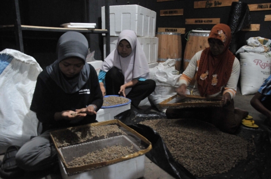 Jejak Kopi Blitar yang Melegenda