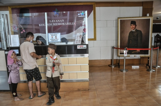 Melihat Koleksi Pribadi Bung Karno di Perpustakaan Proklamator Blitar