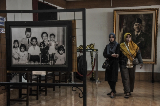 Koleksi Pribadi Bung Karno di Perpustakaan Proklamator Blitar
