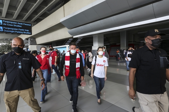 Legenda Sepak Bola Inggris Michael Owen Tiba di Jakarta