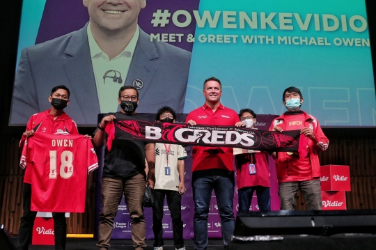 Michael Owen Berbagi Pengalaman Dunia Sepak Bola