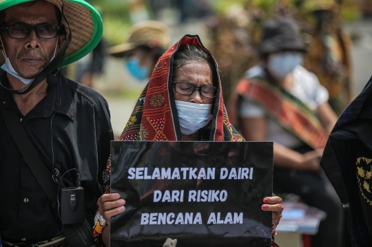 Masyarakat Dairi Gelar Aksi Tolak Tambang di Kedubes China