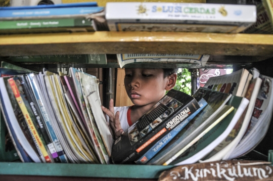 Tingkatkan Minat Baca Sejak Dini Lewat Bale Buku Meleduk 75