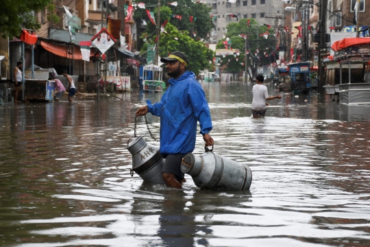 Banjir Besar Lumpuhkan Pakistan