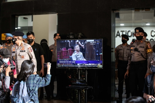 Penampilan Perdana Ferdy Sambo Usai Ditetapkan Tersangka Pembunuhan Brigadir J