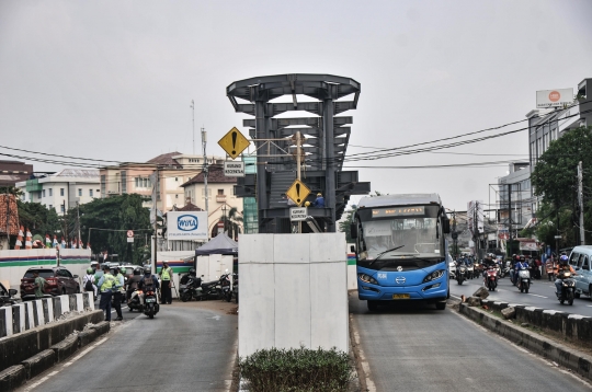 Progres Revitalisasi Halte Transjakarta Kebon Pala Capai 50 Persen