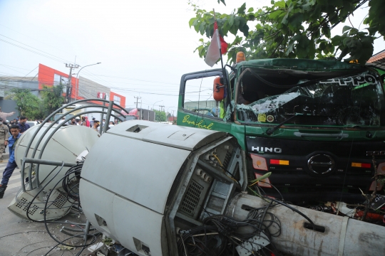 Kondisi Truk Trailer Maut yang Tewaskan 10 Orang di Bekasi