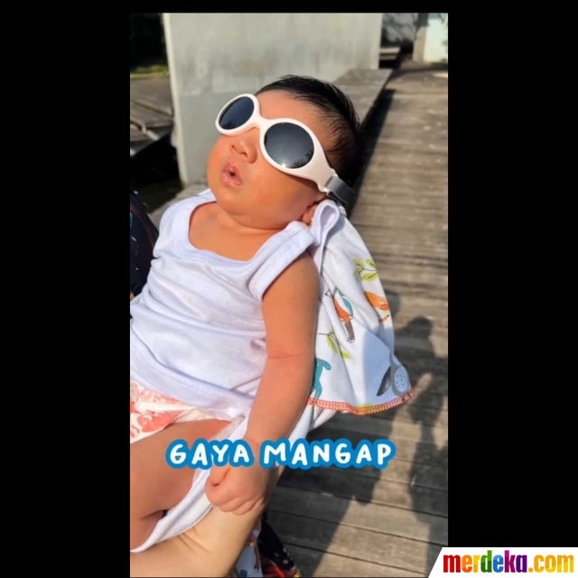 Foto : Deretan Foto Baby Ara Anak Irish Bella saat Berjemur ...