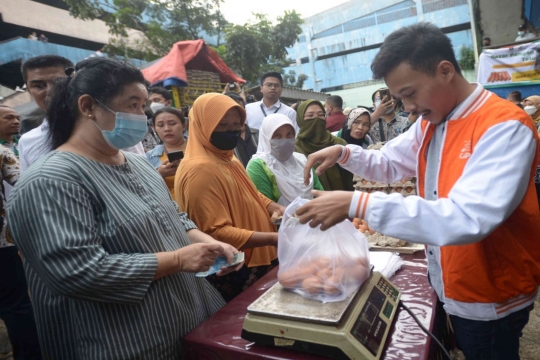 Operasi Pasar untuk Menstabilkan Harga Telur Ayam Ras
