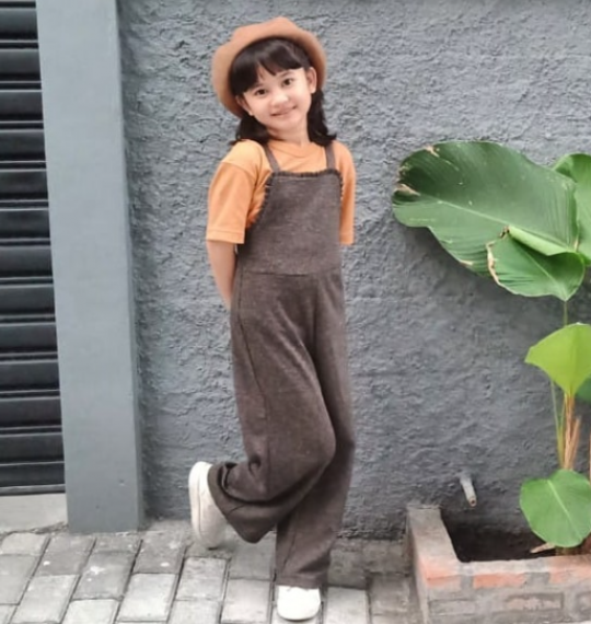 Jadi Sorotan di Miracle in Cell No.7, Ini 5 Potret Artis Cilik Graciella Abigail