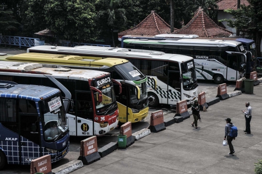 Tarif Bus Naik 35 Persen Imbas Kenaikan Harga BBM