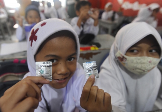 Antusiasme Siswa SD Ikuti Pemeriksaan Kesehatan