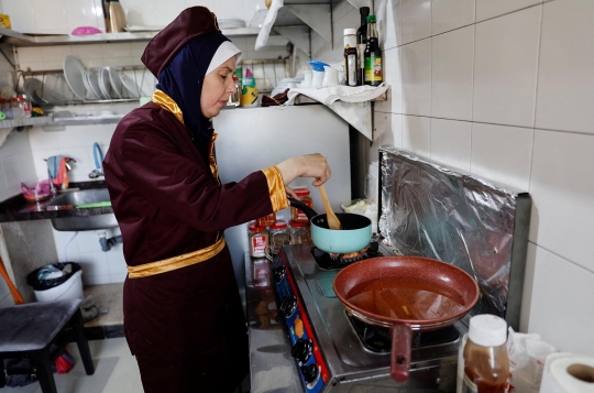 Mengunjungi Restoran Khusus Perempuan di Jalur Gaza