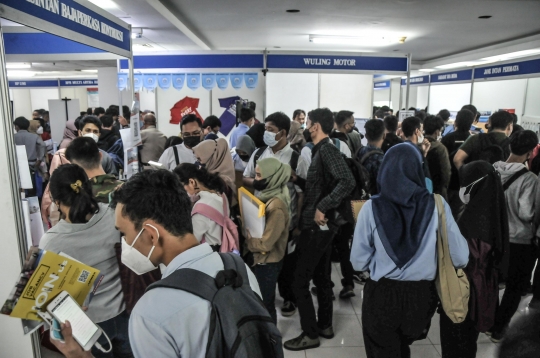 Ribuan Pelamar Kerja Serbu Jakarta Job Fair 2022