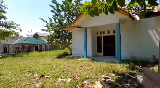 Santriwatinya Sering Dilecehkan, Pesantren Megah & Luas Ini Terbengkalai