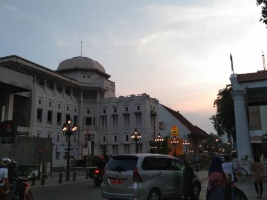 Wajah Kota Lama Semarang Tanpa Kabel Internet Semrawut, Ini Foto-Fotonya
