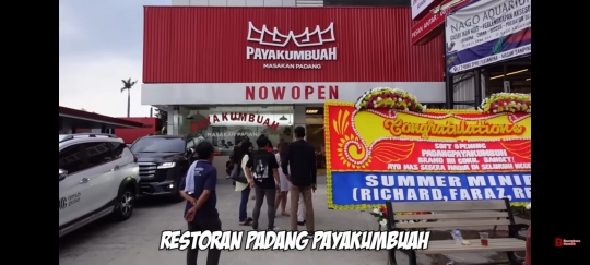Baru Buka, Ini 5 Potret Rumah Makan Padang Milik 'Gubernur Bintaro' Arief Muhammad