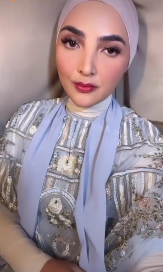 5 Potret Cantik Ashanty Tampil Berhijab, Bikin Pangling dan Buat Netizen Terpana