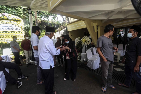 Suasana Rumah Duka Ketua Dewan Pers Azyumardi Azra