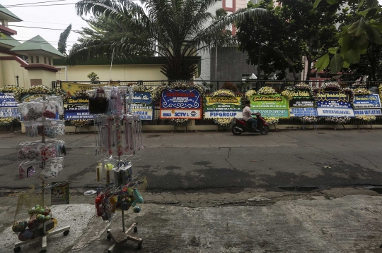 Suasana Rumah Duka Ketua Dewan Pers Azyumardi Azra