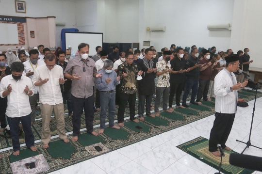 Dewan Pers Gelar Salat Gaib untuk Azyumardi Azra