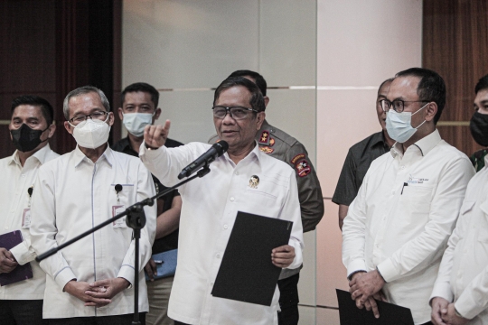 Membongkar Kasus Lukas Enembe: Korupsi Ratusan Miliar Hingga Setoran ke Kasino Judi