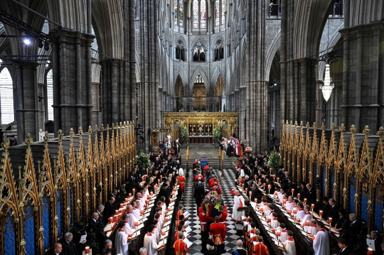 Momen Haru Upacara Pemakaman Ratu Elizabeth di Westminster Abbey