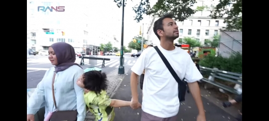 Rafathar Kesal Diminta Raffi Ahmad Kuliah di New York: Papa Tahu Gak Bikin Aa Emosi?