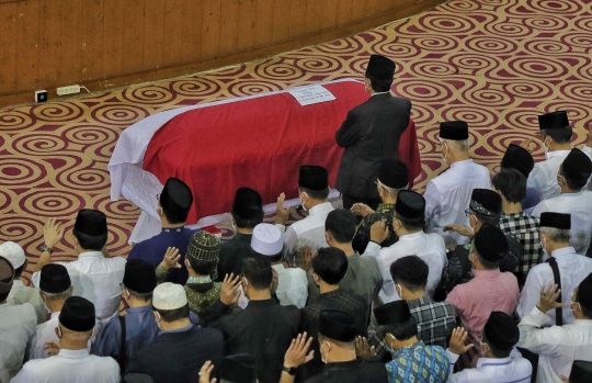 Jenazah Azyumardi Azra Disalatkan di UIN Jakarta