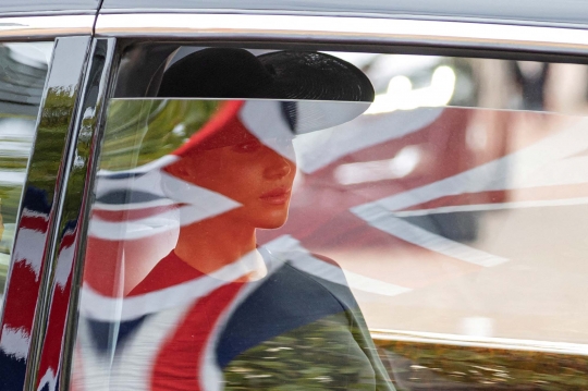 Air Mata Meghan Markle di Pemakaman Ratu Elizabeth