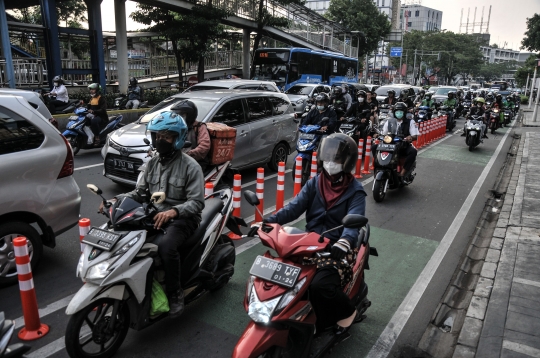 Penerapan Jalur Khusus Sepeda Belum Efektif