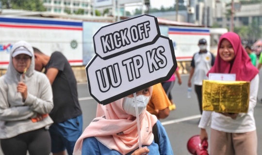 Sosialisasi UU Tindak Pelaku Kekerasan Seksual Saat Car Free Day di Bundaran HI