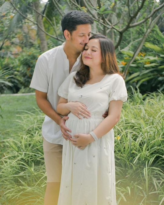 Hamil Anak Kedua, Ini 5 Potret Terbaru Tasya Kamila dengan Perut Makin Membesar
