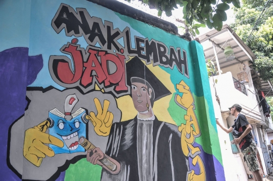 Mural Kampung Literasi Palmeriam