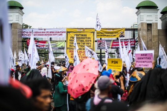 Geruduk DPR, Massa Petani Tuntut Reforma Agraria di Hari Tani Nasional