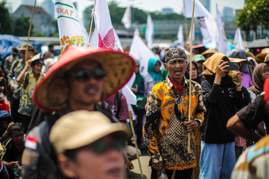 Geruduk DPR, Massa Petani Tuntut Reforma Agraria di Hari Tani Nasional