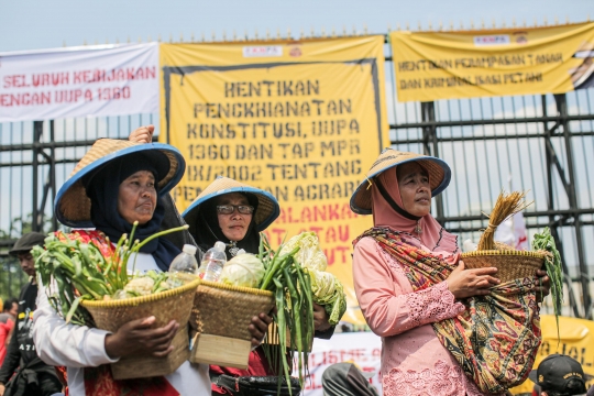 Geruduk DPR, Massa Petani Tuntut Reforma Agraria di Hari Tani Nasional