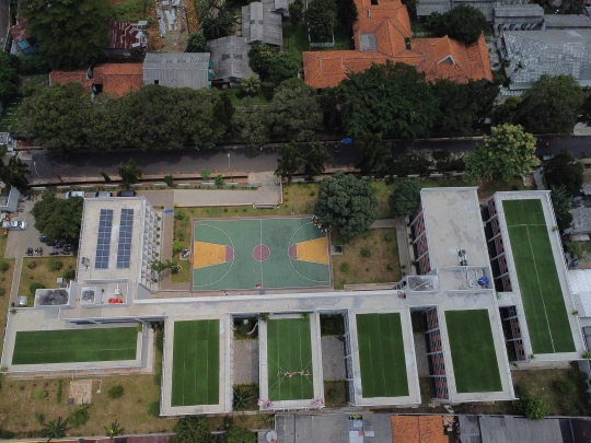 Menengok Sekolah Berkonsep Net Zero Carbon di Jakarta
