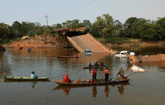 Belasan Orang Hilang Saat Jembatan di Brasil Runtuh ke Sungai