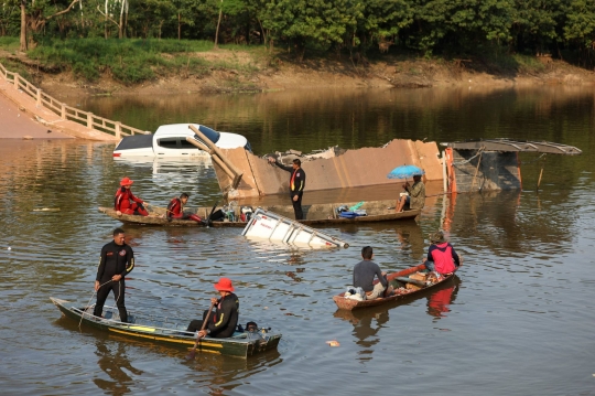 Belasan Orang Hilang Saat Jembatan di Brasil Runtuh ke Sungai