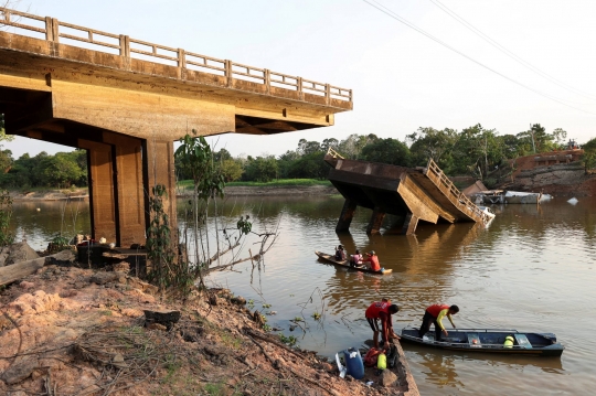 Belasan Orang Hilang Saat Jembatan di Brasil Runtuh ke Sungai