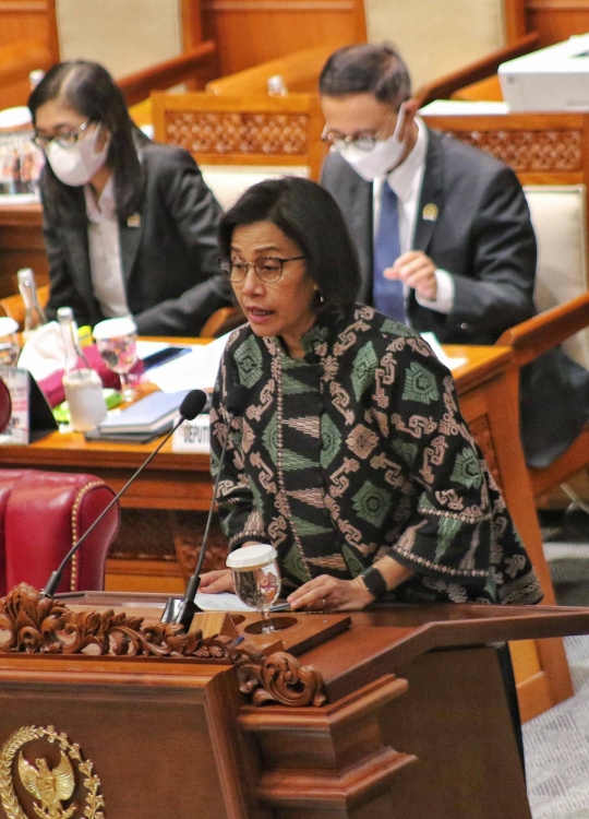 Rapat Paripurna DPR, Sri Mulyani Sampaikan Pandangan Keuangan 2023