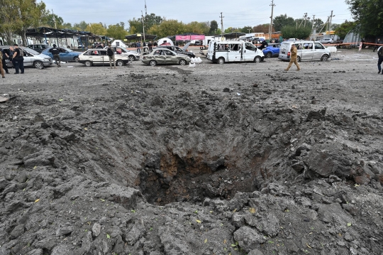 Serangan Rudal Rusia Hantam Konvoi Warga Sipil Ukraina, 30 Tewas