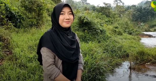 Kecantikan Alami Gadis Desa Sunda ini Banjir Pujian, ini Potretnya 'Geulis Pisan'